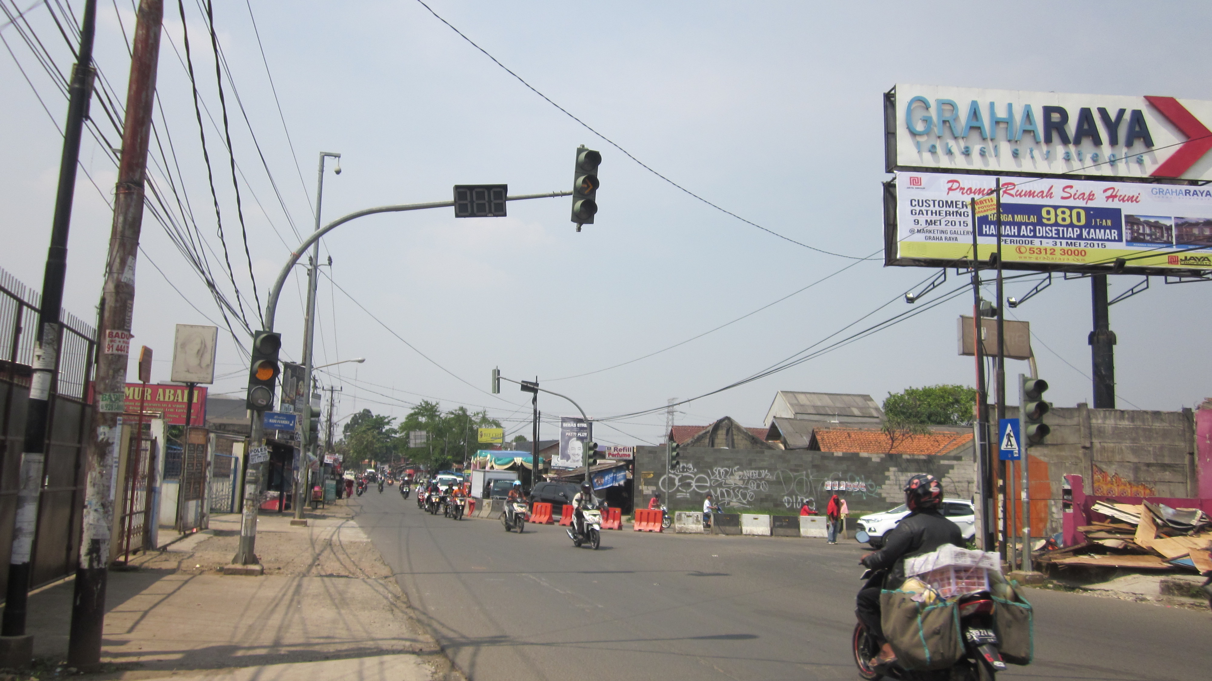 Pembangunan Jalan Hasyim Ashari Tangerang Banten